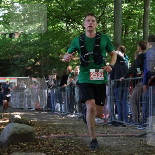 28.09.2025 - 33. Volkslauf durch das schöne Alstertal Strokosch-Dieckow http://msf.ph/oto/8973514 28.09.2025 12:18:47 Ziel 1692, 1769, 1850, 2530 meine-sportfotos.de