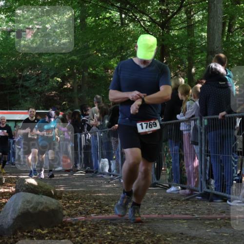 28.09.2025 - 33. Volkslauf durch das schöne Alstertal Strokosch-Dieckow http://msf.ph/oto/8973518 28.09.2025 12:18:52 Ziel 1692, 1769, 1850, 2089, 2345 meine-sportfotos.de