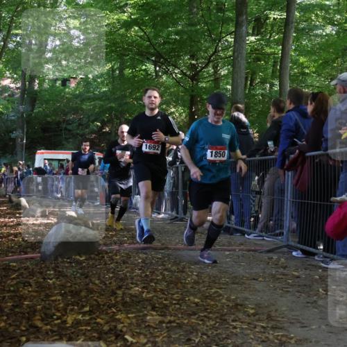 28.09.2025 - 33. Volkslauf durch das schöne Alstertal Strokosch-Dieckow http://msf.ph/oto/8973523 28.09.2025 12:18:56 Ziel 1692, 1850, 2089, 2345 meine-sportfotos.de