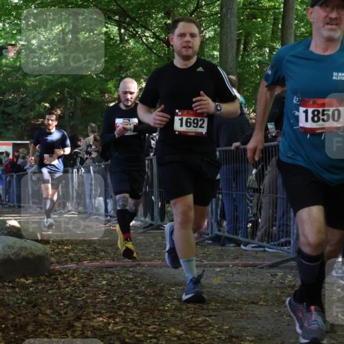 28.09.2025 - 33. Volkslauf durch das schöne Alstertal Strokosch-Dieckow http://msf.ph/oto/8973524 28.09.2025 12:18:57 Ziel 1692, 2089, 2345 meine-sportfotos.de