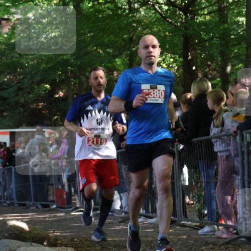 28.09.2025 - 33. Volkslauf durch das schöne Alstertal Strokosch-Dieckow http://msf.ph/oto/8973542 28.09.2025 12:19:18 Ziel 2119, 2380 meine-sportfotos.de