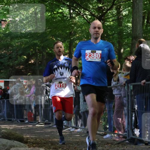 28.09.2025 - 33. Volkslauf durch das schöne Alstertal Strokosch-Dieckow http://msf.ph/oto/8973543 28.09.2025 12:19:18 Ziel 2119, 2380 meine-sportfotos.de