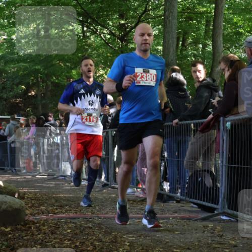 28.09.2025 - 33. Volkslauf durch das schöne Alstertal Strokosch-Dieckow http://msf.ph/oto/8973544 28.09.2025 12:19:19 Ziel 2119, 2380 meine-sportfotos.de