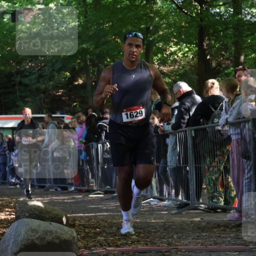 28.09.2025 - 33. Volkslauf durch das schöne Alstertal Strokosch-Dieckow http://msf.ph/oto/8973557 28.09.2025 12:19:35 Ziel 1087, 1629 meine-sportfotos.de