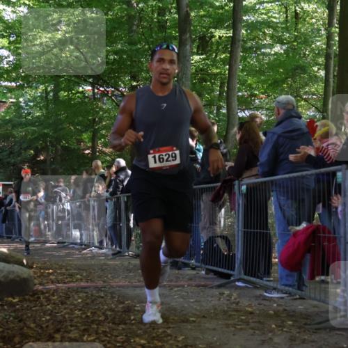 28.09.2025 - 33. Volkslauf durch das schöne Alstertal Strokosch-Dieckow http://msf.ph/oto/8973560 28.09.2025 12:19:37 Ziel 1087, 1629 meine-sportfotos.de
