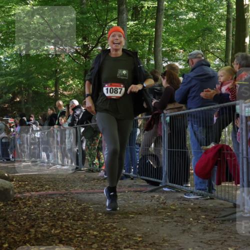 28.09.2025 - 33. Volkslauf durch das schöne Alstertal Strokosch-Dieckow http://msf.ph/oto/8973566 28.09.2025 12:19:40 Ziel 1087 meine-sportfotos.de