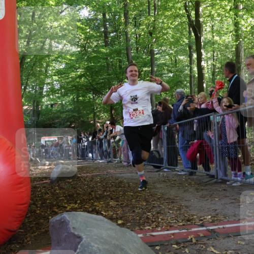 28.09.2025 - 33. Volkslauf durch das schöne Alstertal Strokosch-Dieckow http://msf.ph/oto/8973605 28.09.2025 12:20:12 Ziel 2582 meine-sportfotos.de