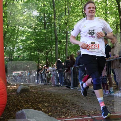 28.09.2025 - 33. Volkslauf durch das schöne Alstertal Strokosch-Dieckow http://msf.ph/oto/8973607 28.09.2025 12:20:13 Ziel  meine-sportfotos.de