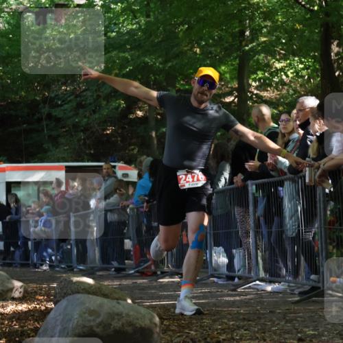 28.09.2025 - 33. Volkslauf durch das schöne Alstertal Strokosch-Dieckow http://msf.ph/oto/8973611 28.09.2025 12:20:24 Ziel 2476 meine-sportfotos.de