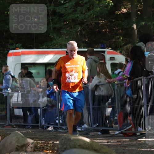 28.09.2025 - 33. Volkslauf durch das schöne Alstertal Strokosch-Dieckow http://msf.ph/oto/8973633 28.09.2025 12:20:46 Ziel 2263 meine-sportfotos.de