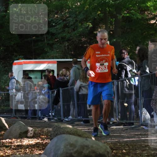 28.09.2025 - 33. Volkslauf durch das schöne Alstertal Strokosch-Dieckow http://msf.ph/oto/8973634 28.09.2025 12:20:48 Ziel 2263 meine-sportfotos.de