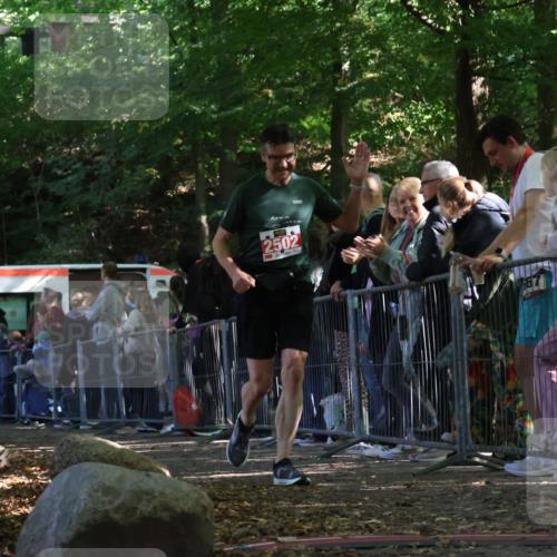 28.09.2025 - 33. Volkslauf durch das schöne Alstertal Strokosch-Dieckow http://msf.ph/oto/8973644 28.09.2025 12:21:22 Ziel 2502 meine-sportfotos.de