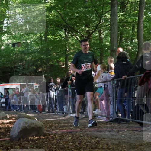 28.09.2025 - 33. Volkslauf durch das schöne Alstertal Strokosch-Dieckow http://msf.ph/oto/8973646 28.09.2025 12:21:24 Ziel 2502 meine-sportfotos.de