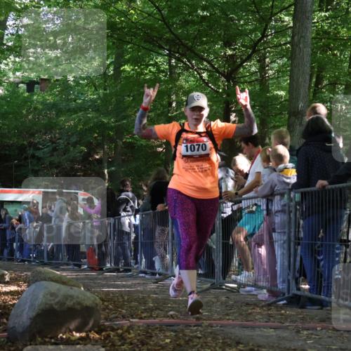 28.09.2025 - 33. Volkslauf durch das schöne Alstertal Strokosch-Dieckow http://msf.ph/oto/8973655 28.09.2025 12:21:41 Ziel 1070 meine-sportfotos.de