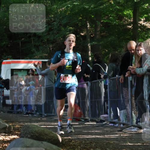 28.09.2025 - 33. Volkslauf durch das schöne Alstertal Strokosch-Dieckow http://msf.ph/oto/8973680 28.09.2025 12:22:29 Ziel 2150 meine-sportfotos.de