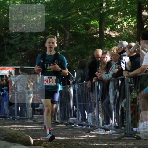 28.09.2025 - 33. Volkslauf durch das schöne Alstertal Strokosch-Dieckow http://msf.ph/oto/8973681 28.09.2025 12:22:30 Ziel 2150, 2196 meine-sportfotos.de
