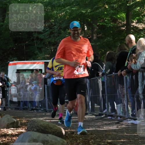 28.09.2025 - 33. Volkslauf durch das schöne Alstertal Strokosch-Dieckow http://msf.ph/oto/8973687 28.09.2025 12:22:38 Ziel 1736, 2196, 2288, 2523, 2568 meine-sportfotos.de