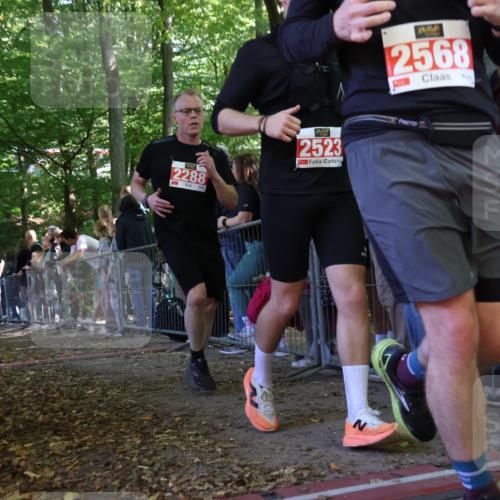 28.09.2025 - 33. Volkslauf durch das schöne Alstertal Strokosch-Dieckow http://msf.ph/oto/8973711 28.09.2025 12:22:48 Ziel 2288, 2457, 2523 meine-sportfotos.de