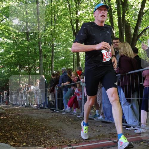 28.09.2025 - 33. Volkslauf durch das schöne Alstertal Strokosch-Dieckow http://msf.ph/oto/8973716 28.09.2025 12:22:52 Ziel 2632 meine-sportfotos.de