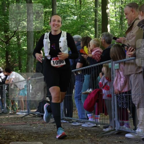 28.09.2025 - 33. Volkslauf durch das schöne Alstertal Strokosch-Dieckow http://msf.ph/oto/8973760 28.09.2025 12:23:33 Ziel 1072, 1096, 1735 meine-sportfotos.de
