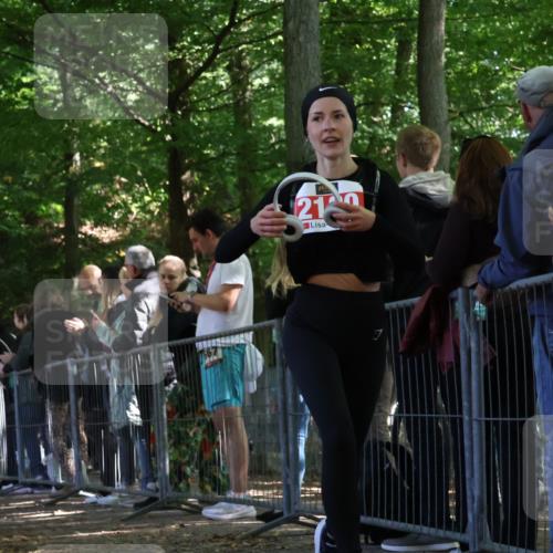 28.09.2025 - 33. Volkslauf durch das schöne Alstertal Strokosch-Dieckow http://msf.ph/oto/8973770 28.09.2025 12:24:04 Ziel 1750, 2180, 2379, 2540 meine-sportfotos.de