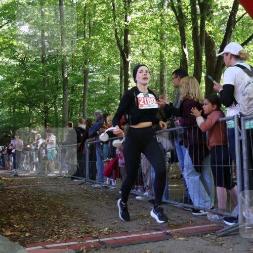 28.09.2025 - 33. Volkslauf durch das schöne Alstertal Strokosch-Dieckow http://msf.ph/oto/8973772 28.09.2025 12:24:05 Ziel 1750, 2298, 2379, 2540 meine-sportfotos.de