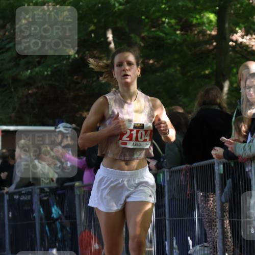 28.09.2025 - 33. Volkslauf durch das schöne Alstertal Strokosch-Dieckow http://msf.ph/oto/8973821 28.09.2025 12:24:42 Ziel 2104, 2599 meine-sportfotos.de