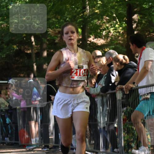 28.09.2025 - 33. Volkslauf durch das schöne Alstertal Strokosch-Dieckow http://msf.ph/oto/8973822 28.09.2025 12:24:42 Ziel 2104, 2599 meine-sportfotos.de