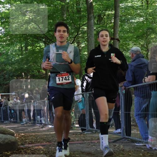 28.09.2025 - 33. Volkslauf durch das schöne Alstertal Strokosch-Dieckow http://msf.ph/oto/8973867 28.09.2025 12:25:28 Ziel 1083, 1742, 2569 meine-sportfotos.de
