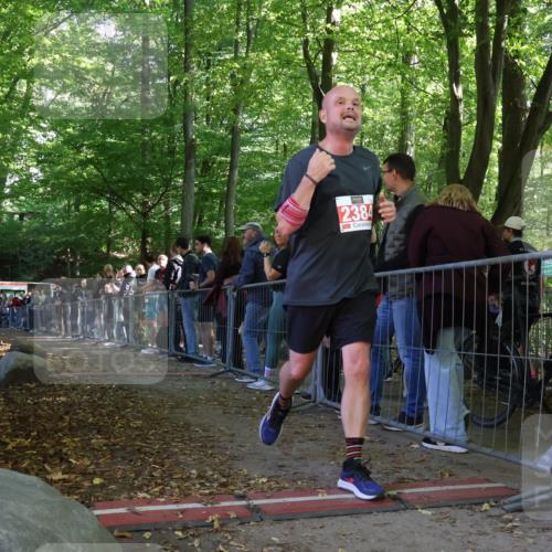 28.09.2025 - 33. Volkslauf durch das schöne Alstertal Strokosch-Dieckow http://msf.ph/oto/8973972 28.09.2025 12:27:20 Ziel  meine-sportfotos.de