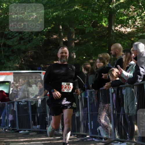 28.09.2025 - 33. Volkslauf durch das schöne Alstertal Strokosch-Dieckow http://msf.ph/oto/8973973 28.09.2025 12:27:52 Ziel 2332 meine-sportfotos.de