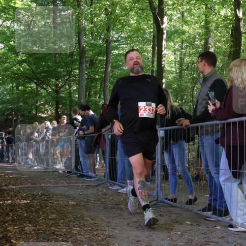 28.09.2025 - 33. Volkslauf durch das schöne Alstertal Strokosch-Dieckow http://msf.ph/oto/8973978 28.09.2025 12:27:56 Ziel  meine-sportfotos.de
