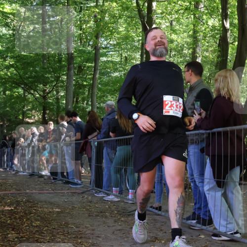28.09.2025 - 33. Volkslauf durch das schöne Alstertal Strokosch-Dieckow http://msf.ph/oto/8973979 28.09.2025 12:27:56 Ziel  meine-sportfotos.de