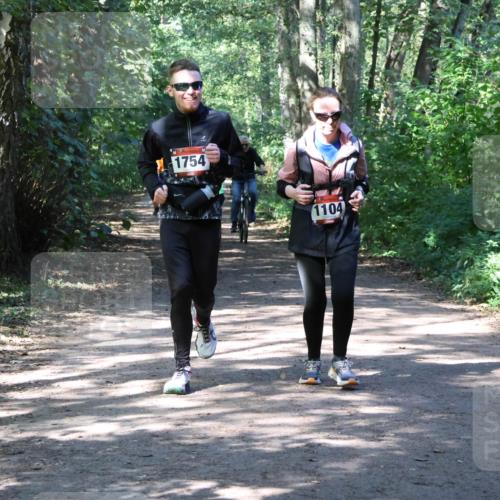 28.09.2025 - 33. Volkslauf durch das schöne Alstertal Strokosch-Dieckow http://msf.ph/oto/8974106 28.09.2025 12:35:45 Laufen 1754, 1104 meine-sportfotos.de