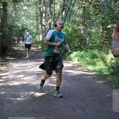 28.09.2025 - 33. Volkslauf durch das schöne Alstertal Strokosch-Dieckow http://msf.ph/oto/8974120 28.09.2025 12:36:00 Laufen 6, 2331 meine-sportfotos.de