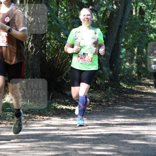 28.09.2025 - 33. Volkslauf durch das schöne Alstertal Strokosch-Dieckow http://msf.ph/oto/8974211 28.09.2025 12:38:06 Laufen 69, 2545 meine-sportfotos.de