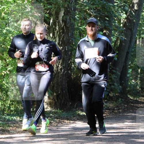 28.09.2025 - 33. Volkslauf durch das schöne Alstertal Strokosch-Dieckow http://msf.ph/oto/8974217 28.09.2025 12:38:15 Laufen 99, 0, 2615, 116 meine-sportfotos.de