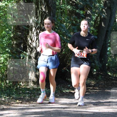 28.09.2025 - 33. Volkslauf durch das schöne Alstertal Strokosch-Dieckow http://msf.ph/oto/8974337 28.09.2025 12:41:18 Laufen 2571 meine-sportfotos.de
