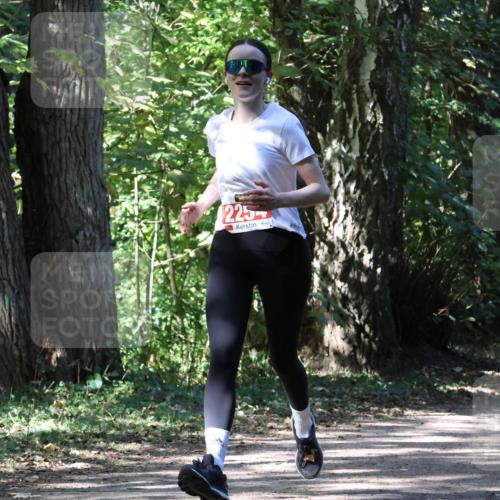 28.09.2025 - 33. Volkslauf durch das schöne Alstertal Strokosch-Dieckow http://msf.ph/oto/8974343 28.09.2025 12:41:57 Laufen 225 meine-sportfotos.de
