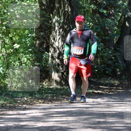 28.09.2025 - 33. Volkslauf durch das schöne Alstertal Strokosch-Dieckow http://msf.ph/oto/8974351 28.09.2025 12:42:05 Laufen 1777 meine-sportfotos.de