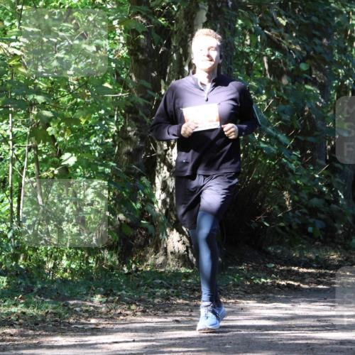 28.09.2025 - 33. Volkslauf durch das schöne Alstertal Strokosch-Dieckow http://msf.ph/oto/8974373 28.09.2025 12:43:11 Laufen  meine-sportfotos.de