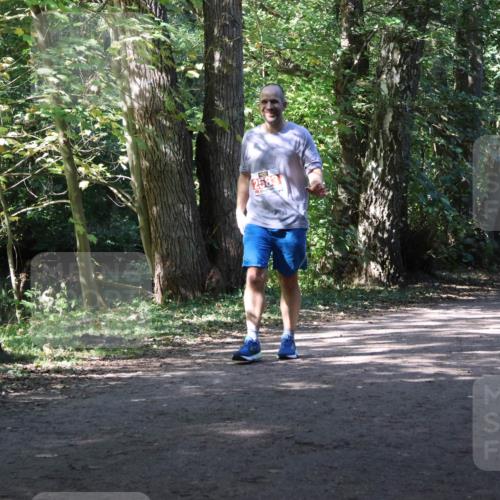 28.09.2025 - 33. Volkslauf durch das schöne Alstertal Strokosch-Dieckow http://msf.ph/oto/8974419 28.09.2025 12:44:03 Laufen 2583 meine-sportfotos.de