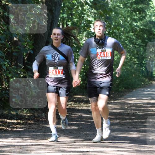 28.09.2025 - 33. Volkslauf durch das schöne Alstertal Strokosch-Dieckow http://msf.ph/oto/8974464 28.09.2025 12:44:57 Laufen 2418, 2417, 444 meine-sportfotos.de