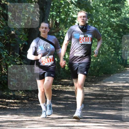 28.09.2025 - 33. Volkslauf durch das schöne Alstertal Strokosch-Dieckow http://msf.ph/oto/8974466 28.09.2025 12:44:57 Laufen 2418, 2417, 444 meine-sportfotos.de