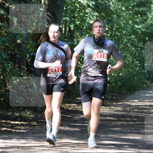 28.09.2025 - 33. Volkslauf durch das schöne Alstertal Strokosch-Dieckow http://msf.ph/oto/8974468 28.09.2025 12:44:57 Laufen 2418, 2417 meine-sportfotos.de