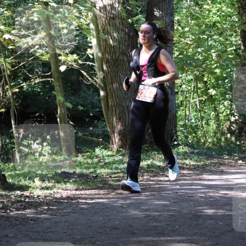 28.09.2025 - 33. Volkslauf durch das schöne Alstertal Strokosch-Dieckow http://msf.ph/oto/8974472 28.09.2025 12:45:25 Laufen 2244 meine-sportfotos.de