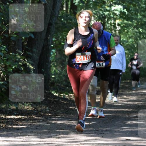 28.09.2025 - 33. Volkslauf durch das schöne Alstertal Strokosch-Dieckow http://msf.ph/oto/8974496 28.09.2025 12:46:27 Laufen 2410, 761 meine-sportfotos.de