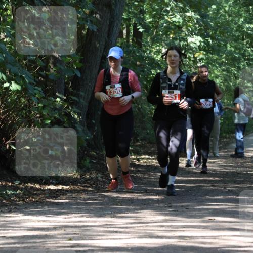 28.09.2025 - 33. Volkslauf durch das schöne Alstertal Strokosch-Dieckow http://msf.ph/oto/8974526 28.09.2025 12:48:25 Laufen 2350, 2099 meine-sportfotos.de