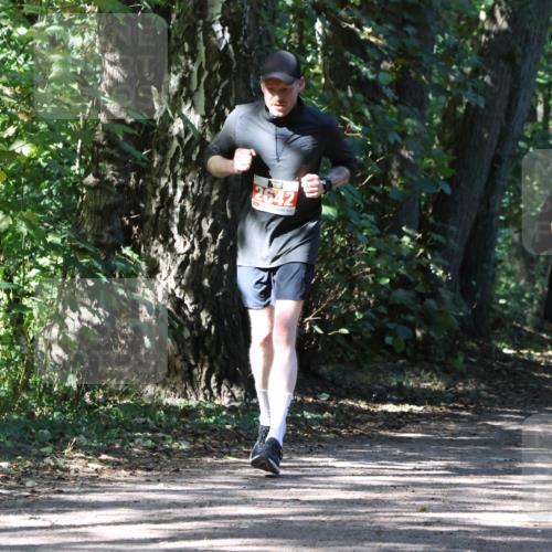 28.09.2025 - 33. Volkslauf durch das schöne Alstertal Strokosch-Dieckow http://msf.ph/oto/8974539 28.09.2025 12:48:34 Laufen 2642, 248 meine-sportfotos.de