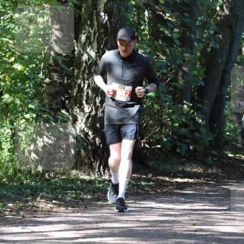 28.09.2025 - 33. Volkslauf durch das schöne Alstertal Strokosch-Dieckow http://msf.ph/oto/8974541 28.09.2025 12:48:34 Laufen 642 meine-sportfotos.de
